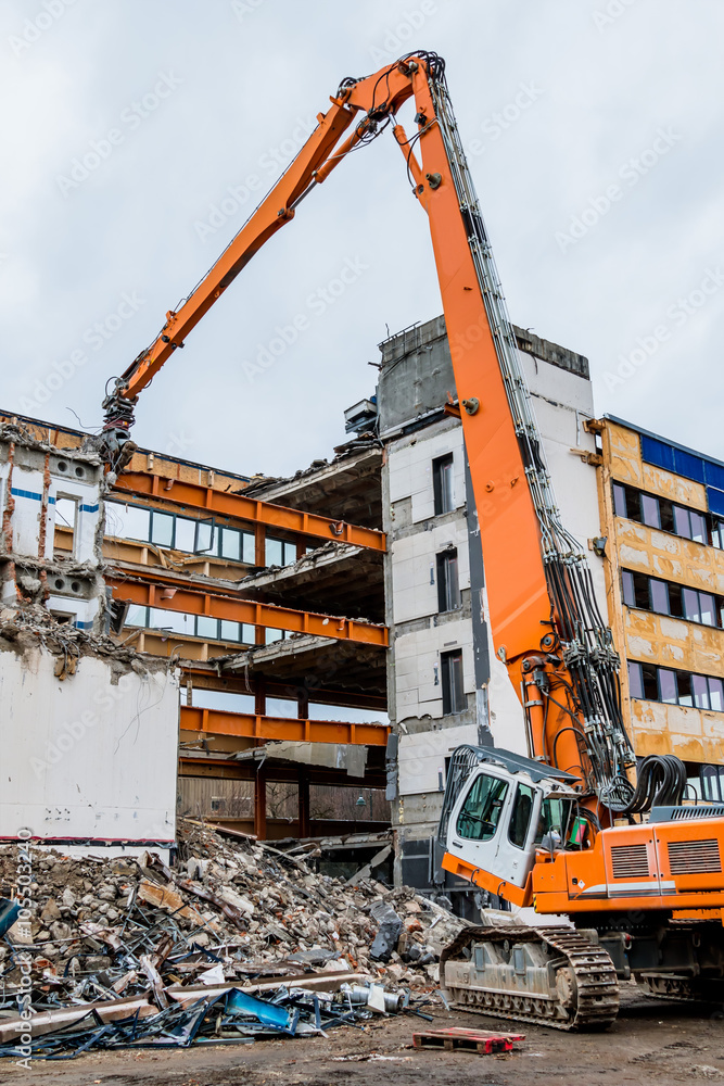 Abbruch eines Bürohauses