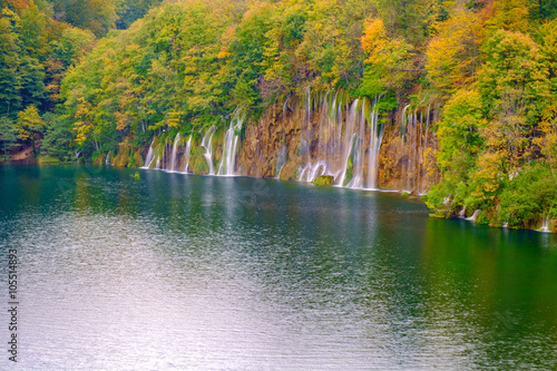 Fototapeta Naklejka Na Ścianę i Meble -  Waterfall the Plitvice Lakes