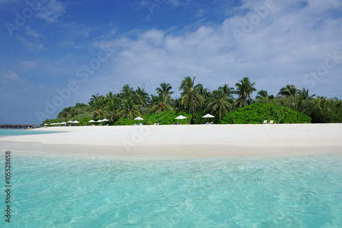 Fototapeta Naklejka Na Ścianę i Meble -  Beautiful beach at Maldives