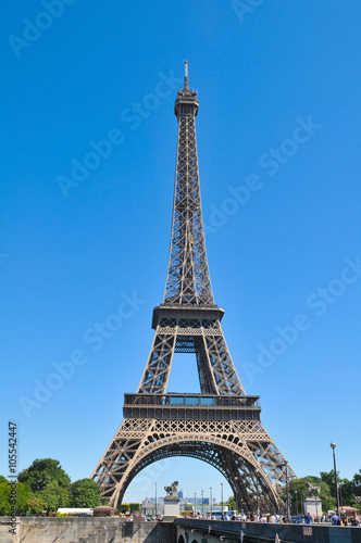Eiffel Tower in Paris © Lucian Milasan