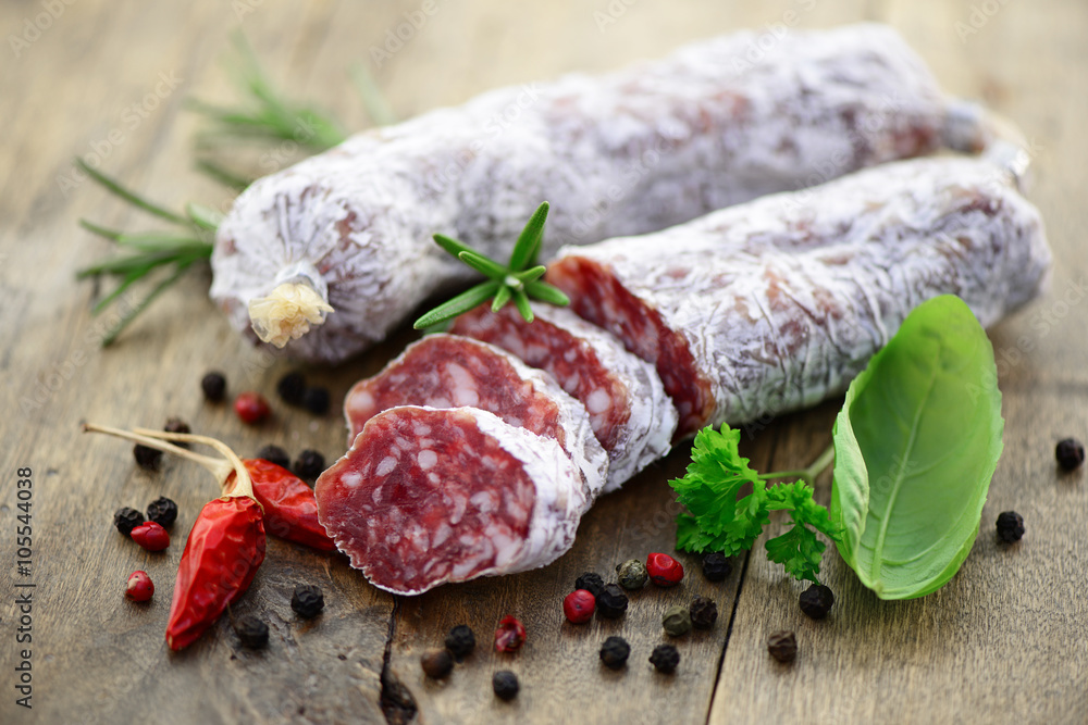 Kräuter Salami