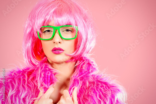 woman in pink wig