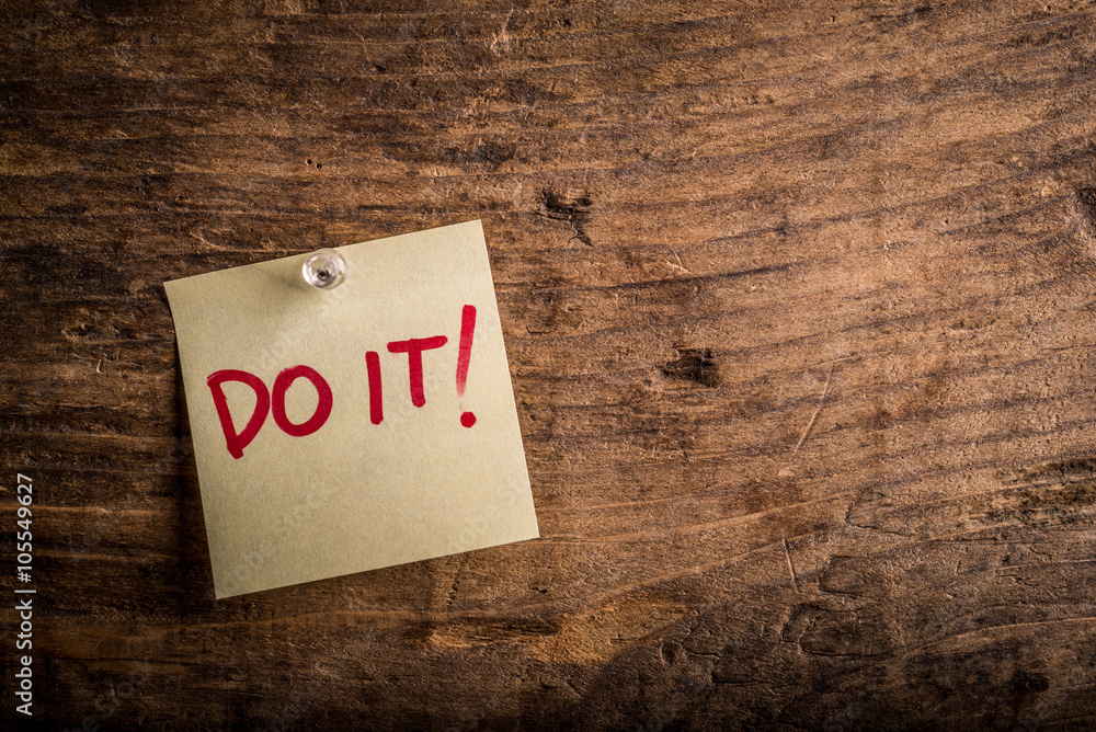 do it! - motivation paper note on wood noticeboard - right text space
do it! - motivation paper note on wood noticeboard - right text space