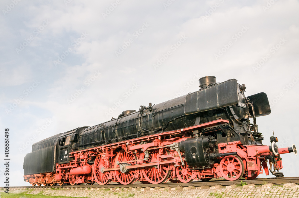 Naklejka premium Stara lokomotywa parowa