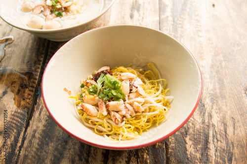 Wallpaper Mural .crab noodles Torontodigital.ca