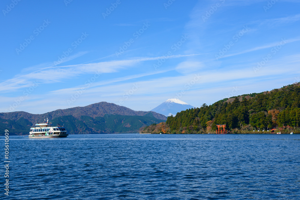 Lake Ashinoko and Mt.Fuji in Autumn in Hakone, Kanagawa, Japan