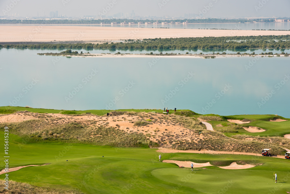 Obraz premium golf resort with the scenery of the sea