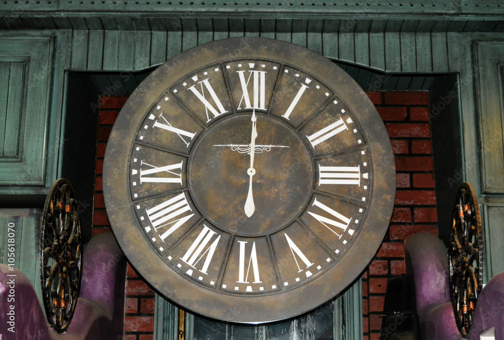 Obraz premium Vintage Style Clock old theme