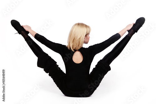 Wall Mural Dancer in black clothes