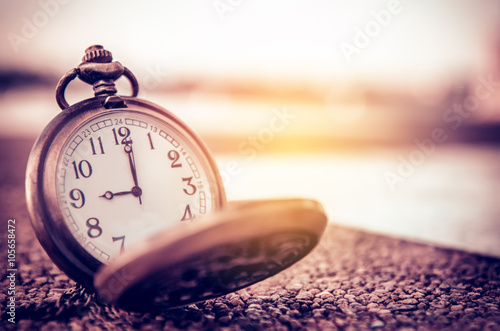Obraz na plátne vintage pocket watch