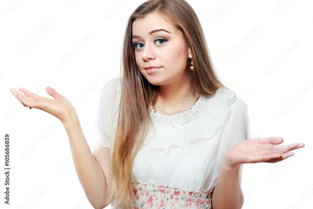 saying that she does not know saying that she does not know