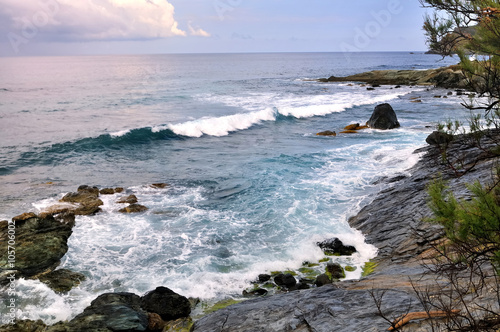 mer houleuse sur  littoral du Cap Corse