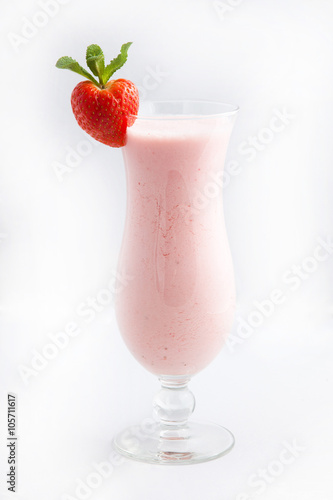 Milkshake with strawberries 