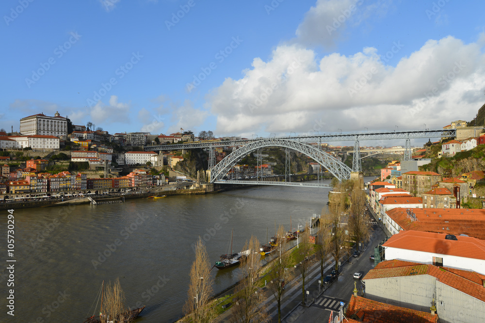 Porto, Oporto, Douro, Rabelo, Ponte Dom Luis I, Unesco Weltkulturerbe, Bogenbrücke, Portwein, Portugal, Altstadt, Vila Nova Gaia