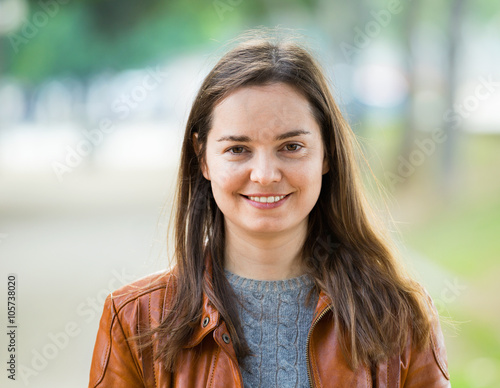 Fotografia Portrait of young attractive brunette girl
