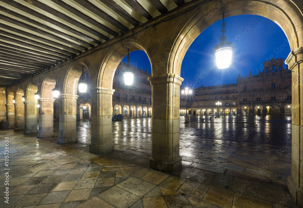 arches  at Plaza Mayor at Salamanca in evening