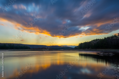 Foto Saugatuck Reservoir in Redding Connecticut at sunrise sunset