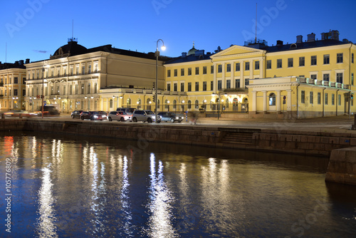 Presidential Palace and Supreme Court of Finland are situated on north side of Esplanadi, overlooking Market Square