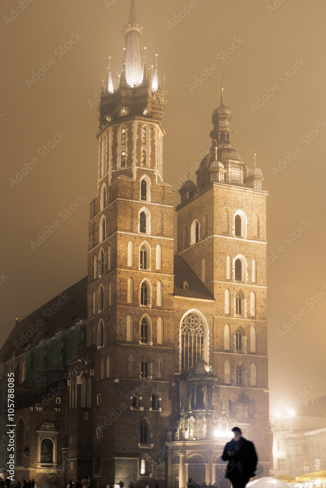 mariacki church in poland krakow