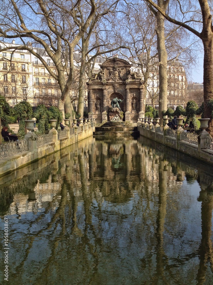 Fontaine des Médici, Parigi