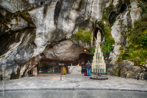 Leinwand Poster Lourdes - Grotta Bernadette