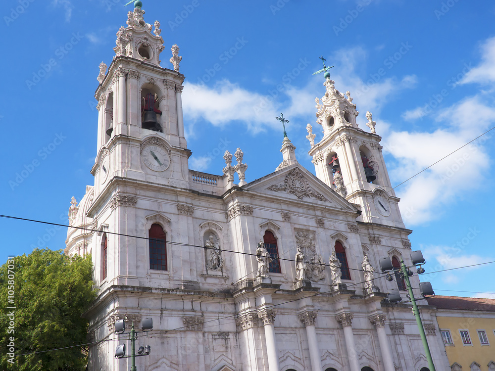 Fototapeta premium The Estrela Basilica or Royal Basilica and Convent of the Most Sacred Heart of Jesus, is a basilica and ancient Carmelite convent in Lisbon, Portugal
