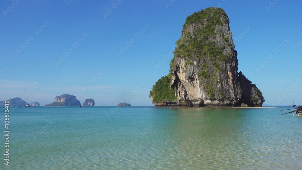Landscape with tropical beach (Pranang beach) and rocks, Krabi, Thailand, 4k
Landscape with tropical beach (Pranang beach) and rocks, Krabi, Thailand, 4k