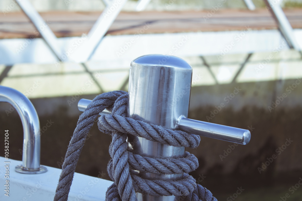 Obraz premium sailor mooring