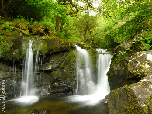 Fototapeta Naklejka Na Ścianę i Meble -  Irland, bei den Torc Wasserfällen