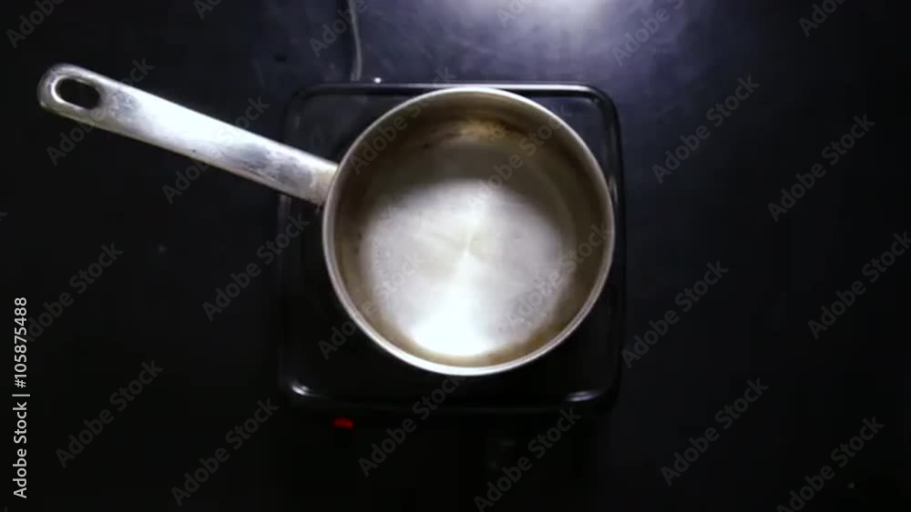 Video Stock Water Boiling in Pot, Water Boiling Process Cooking Adobe