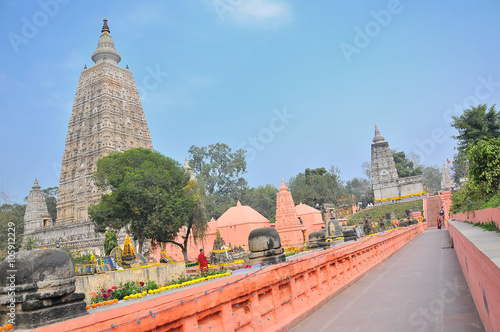 Mahabodhi Temple, Bodh Gaya, India  photo