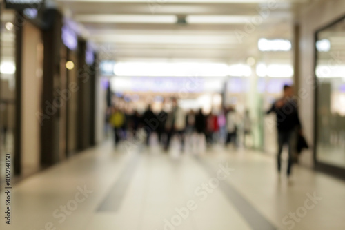 Blurred photo of hall of shopping center © vladimirfloyd