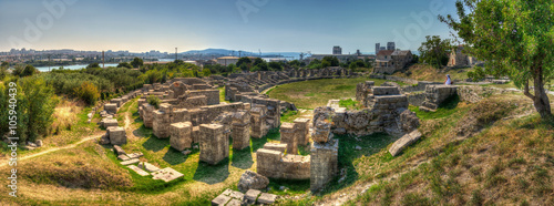 Die Ruinen des Amphitheaters der römischen Provinz Salona, Dalmatien, Kroatien.

The ruins of the amphitheater of the Roman province of Salona, Dalmatia, Croatia.