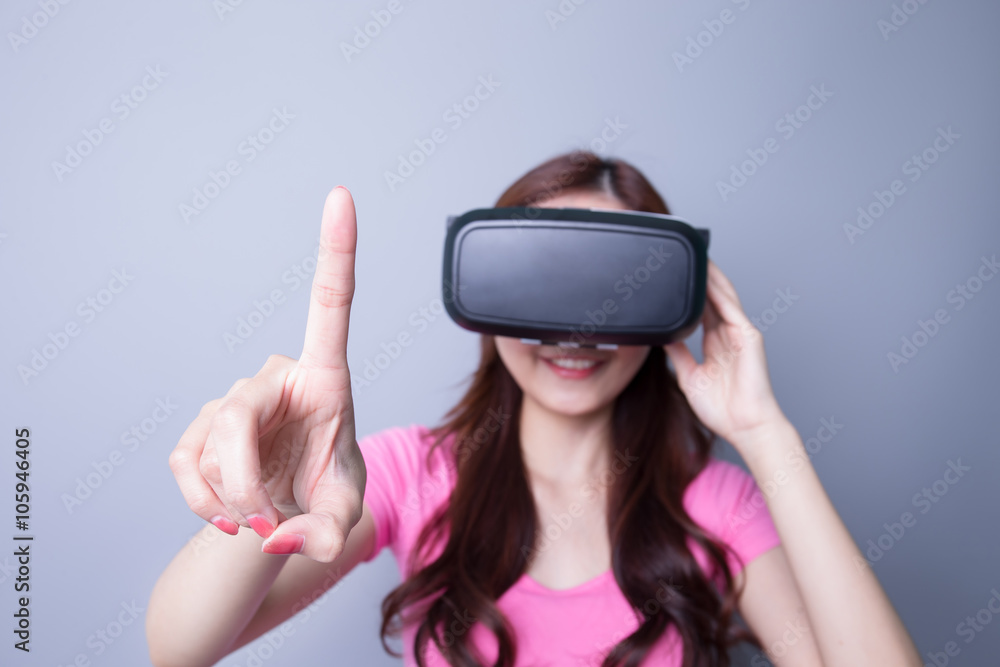 woman using virtual reality woman using virtual reality