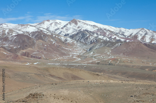 high-altitude desert © Hunta