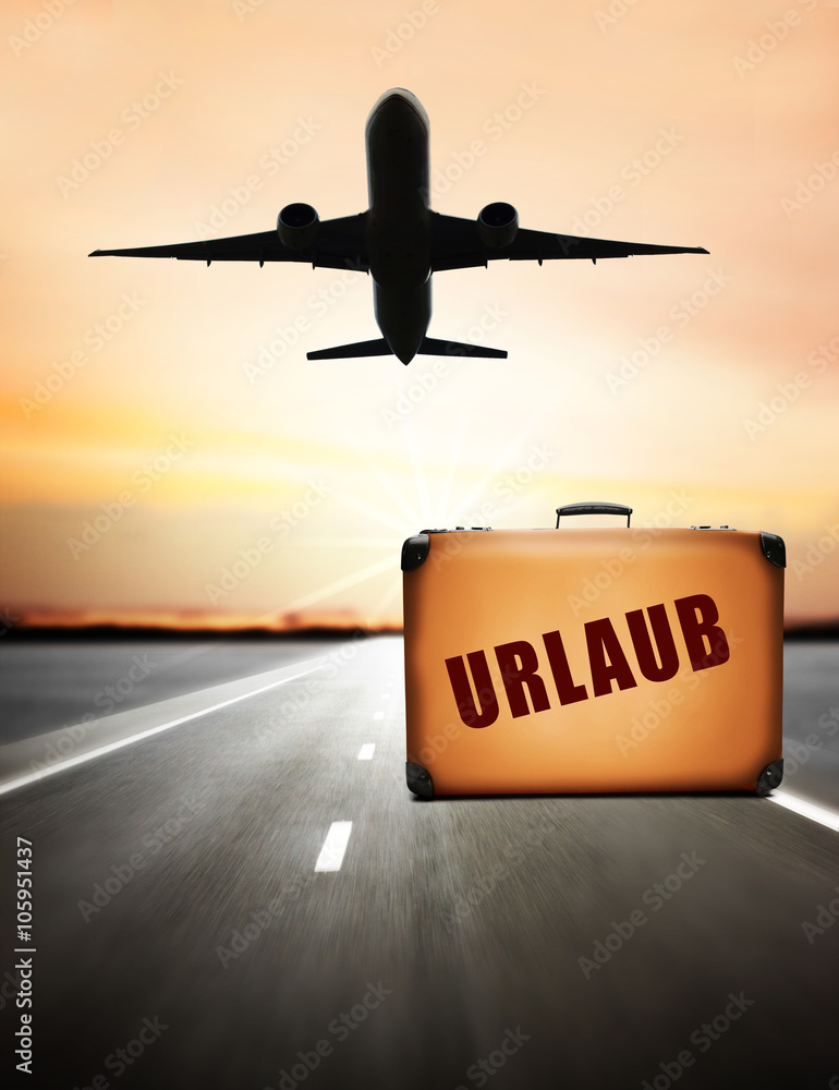 Urlaubsflieger StockFoto Adobe Stock
