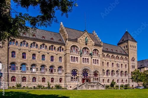 Fototapeta Naklejka Na Ścianę i Meble -  Koblenz - preußisches Regierungsgebäude