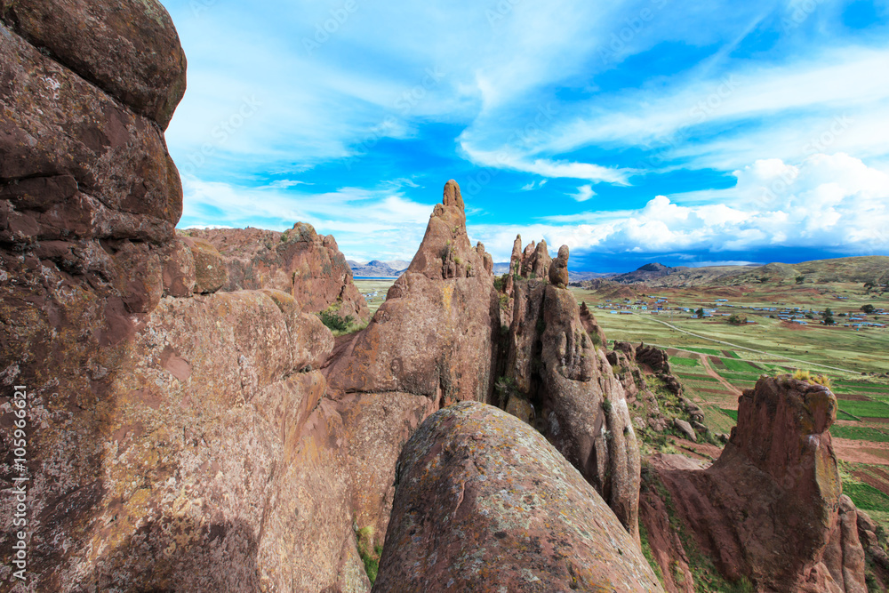 Hayu Marca, the mysterious stargate and unique rock formations n