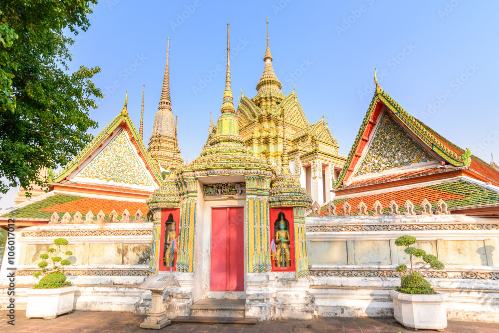 Thai architecture, Wat Poe Thai architecture, Wat Poe