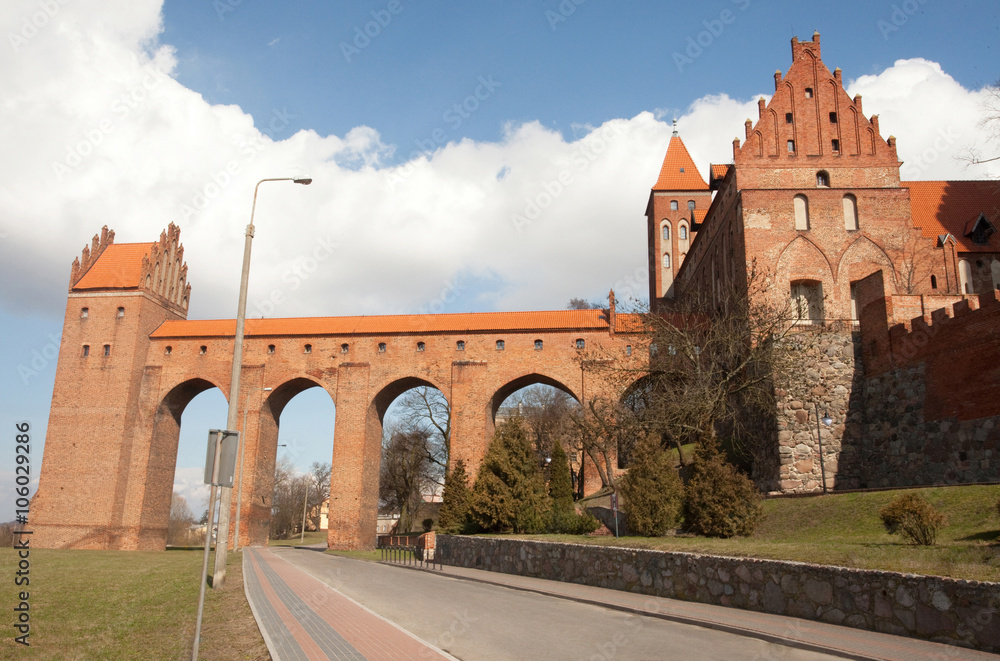 Zamek z najdłuższym gdaniskiem w Europie, Kwidzyn, Polska The castle in Kwidzyn, Poland