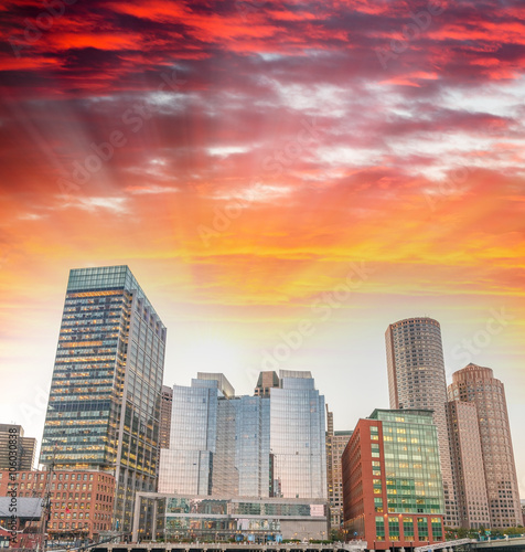 Boston city skyline on a beautiful evening © jovannig