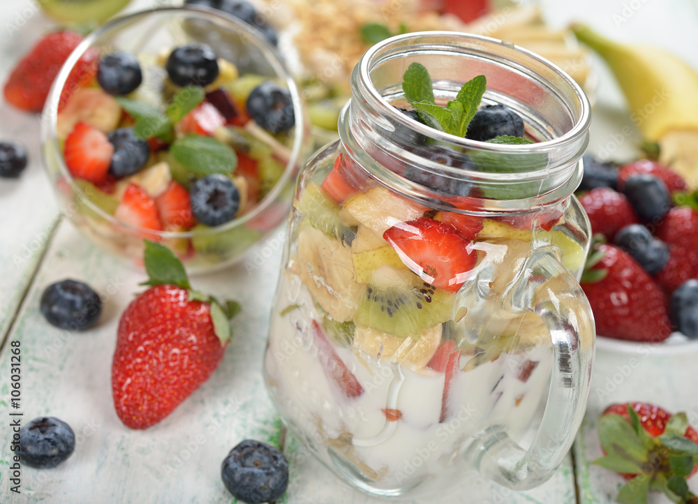 Fruit salad in a Mason jar Fruit salad in a Mason jar