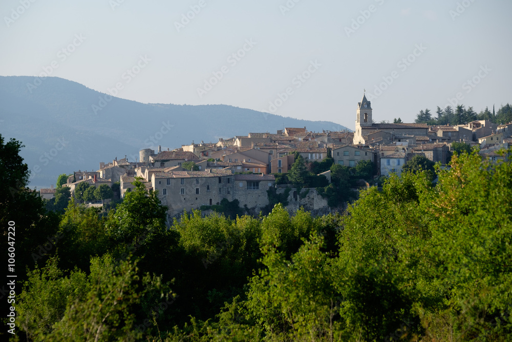 F, Provence, Vaucluse, Blick auf Sault