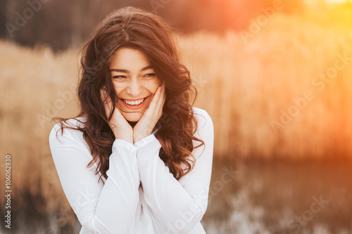 Quadro su tela Face laughing woman outdoors