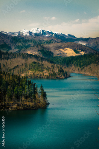 Lokvarsko_lake