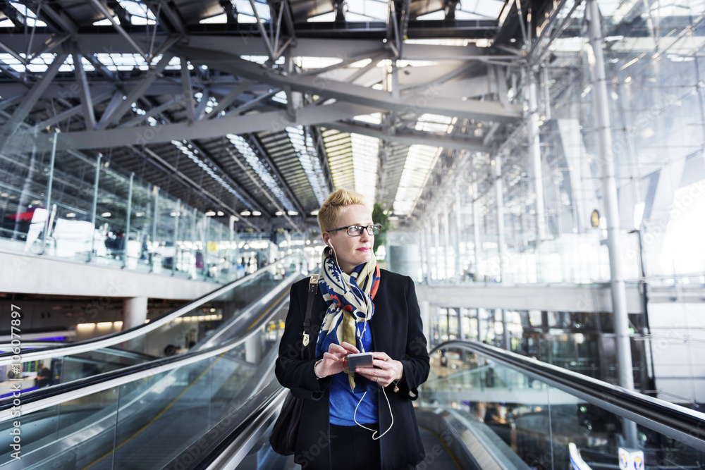 Businesswoman Lifestyle Using Connection Device Concept Businesswoman Lifestyle Using Connection Device Concept