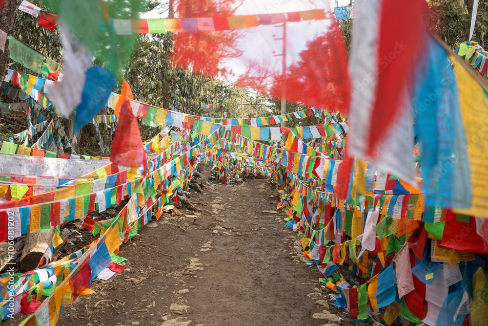Naklejka premium Prayer flags on mountain