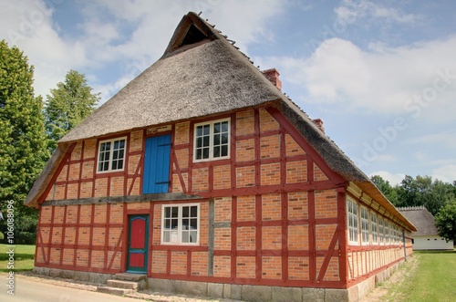 maison traditionnelle de l'Allemagne du nord © Lotharingia
