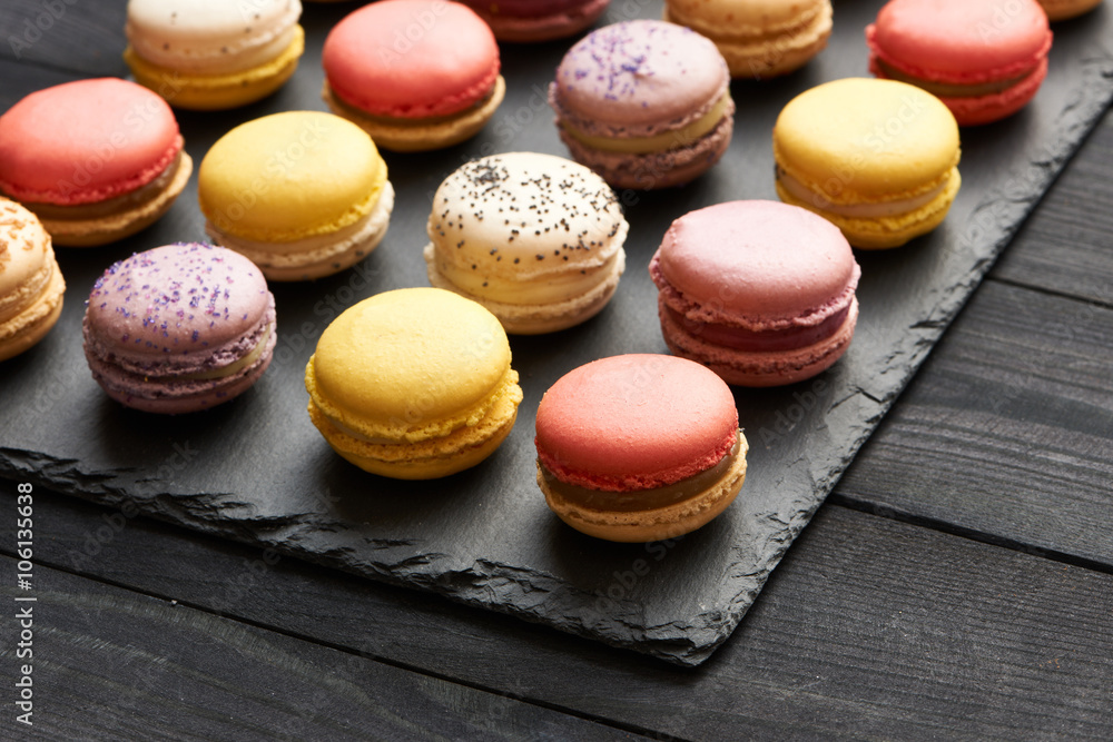 Obraz premium French delicious dessert macaroons