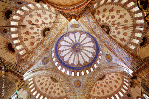Wallpaper Mural Photo dome in the Turkish mosque Torontodigital.ca